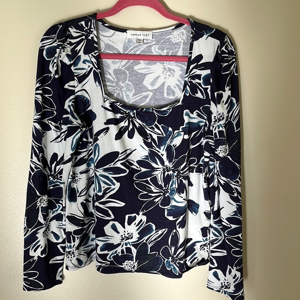 Amour Vert square neck knit navy floral print top size XL